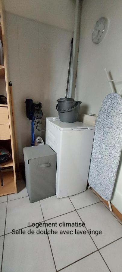 Le Barcares Logement Climatise Pour 6 Personnes, Draps Et Serviettes Non Fournis Air-Conditioned Accommodation For 6 People, Sheets And Towels Not Provided Alojamiento Con Aire Acondicionado Para 6 Personas, Sabanas Y Toallas No Incluidas Eksteriør billede
