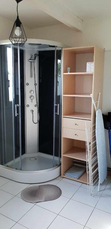 Le Barcares Logement Climatise Pour 6 Personnes, Draps Et Serviettes Non Fournis Air-Conditioned Accommodation For 6 People, Sheets And Towels Not Provided Alojamiento Con Aire Acondicionado Para 6 Personas, Sabanas Y Toallas No Incluidas Eksteriør billede