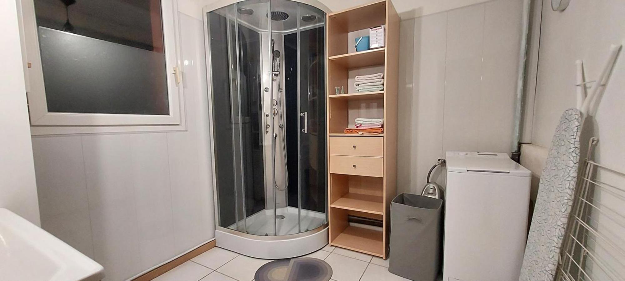 Le Barcares Logement Climatise Pour 6 Personnes, Draps Et Serviettes Non Fournis Air-Conditioned Accommodation For 6 People, Sheets And Towels Not Provided Alojamiento Con Aire Acondicionado Para 6 Personas, Sabanas Y Toallas No Incluidas Eksteriør billede